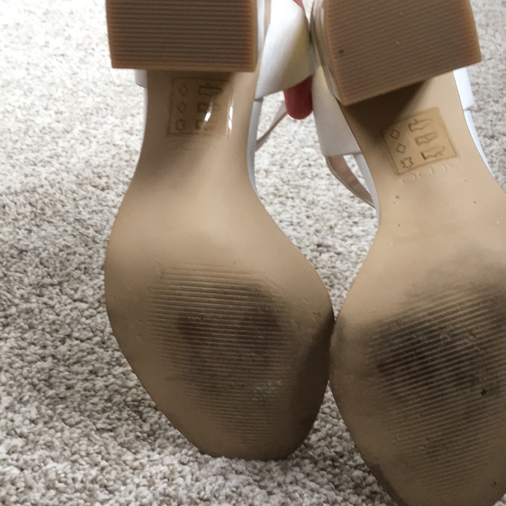 Aldo T-strap Block Heel - Picture 5 of 7